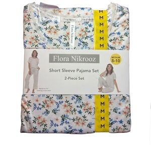 Flora Nikrooz White and Blue Floral Pajama Set Short Sleeve Pockets 😍